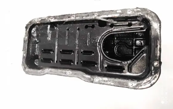 Oil sump