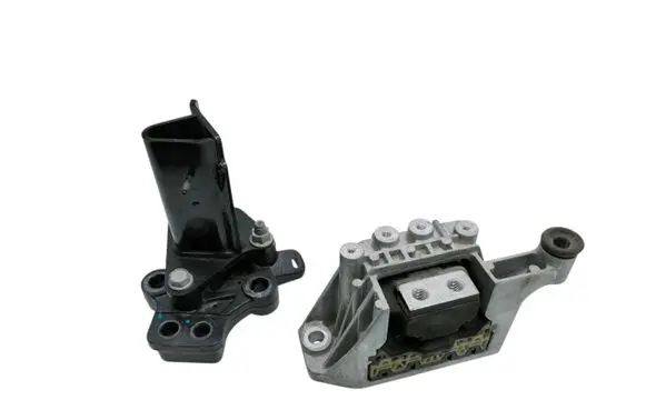 Engine mount bracket