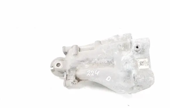 Mercedes-Benz SLK R172 Engine mounting bracket A6512234104