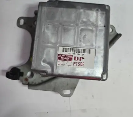 Lexus IS 200-300 Airbag control unit/module 8917053020 02291408US