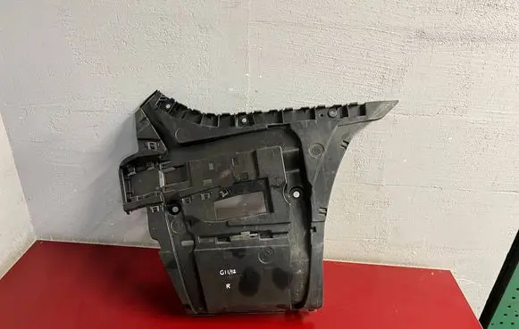 BMW 7 G11 G12 Bumper support mounting bracket corner 7357148 51127357148