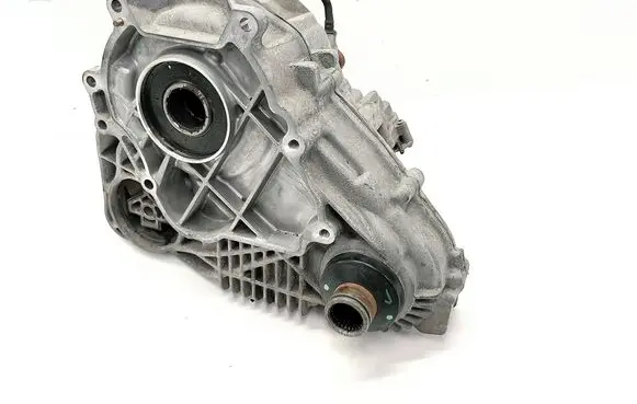 BMW X3 F25 Gearbox transfer box case ATC45L 7636181