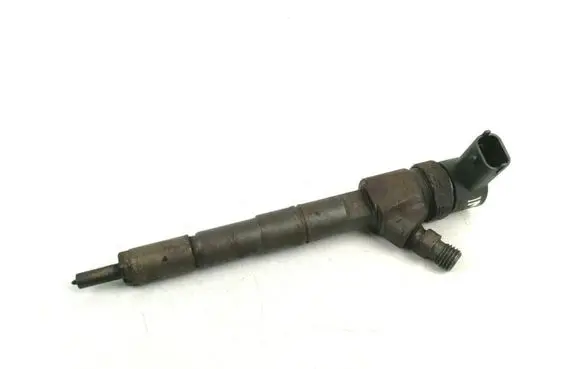 Opel Insignia A Fuel injector 55577668