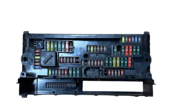 BMW 6 F06 Gran coupe Fuse module 9252815