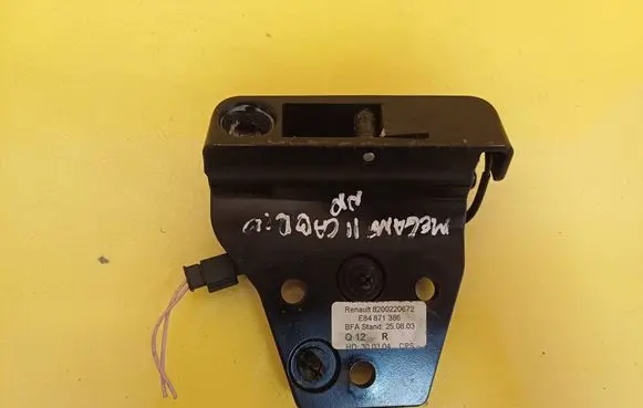 Renault Megane II Convertible roof lock/latch 8200220672