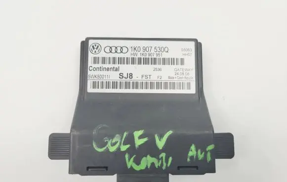 Audi A3 S3 8P Gateway control module