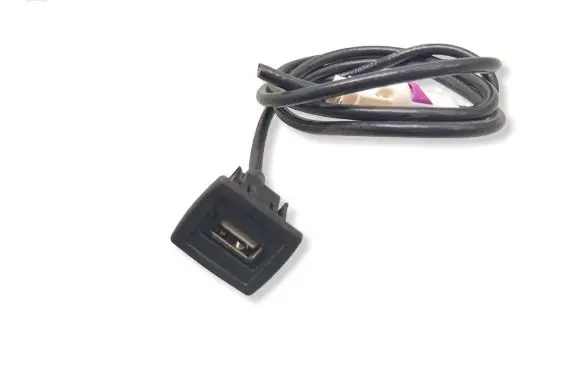 Mercedes-Benz B W246 W242 USB socket connector A1178200315