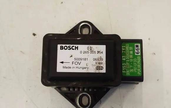 Mazda CX-7 ESP acceleration yaw rate sensor 0265005254 06139 5009181