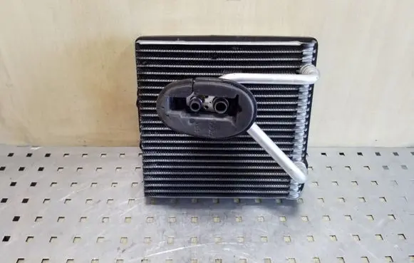 Skoda Superb B6 (3T) Air conditioning (A/C) radiator (interior) 
