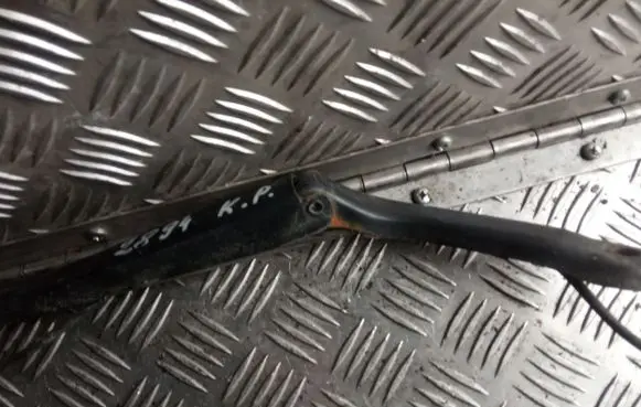 Mercedes-Benz Sprinter W906 Windshield/front glass wiper blade A0018205844