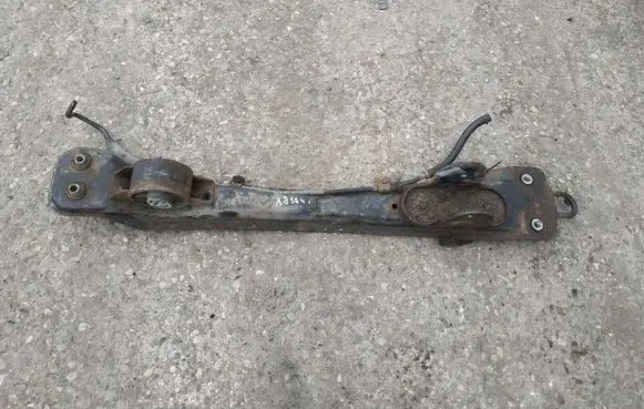 Toyota Avensis T250 Front subframe