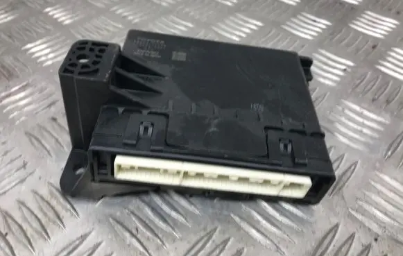 Lexus CT 200H Other control units/modules 8865076540