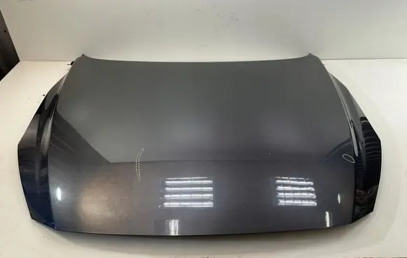 Mazda 3 III Engine bonnet/hood 22585a