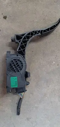 Volkswagen Polo IV 9N3 Accelerator throttle pedal 6Q1721503F