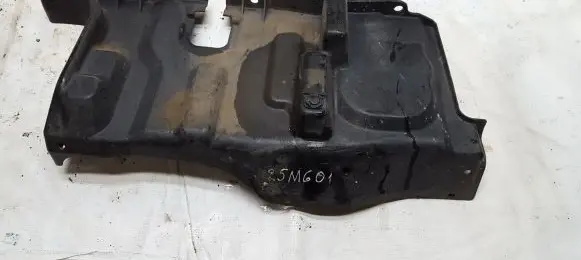 Mitsubishi Galant Engine splash shield/under tray