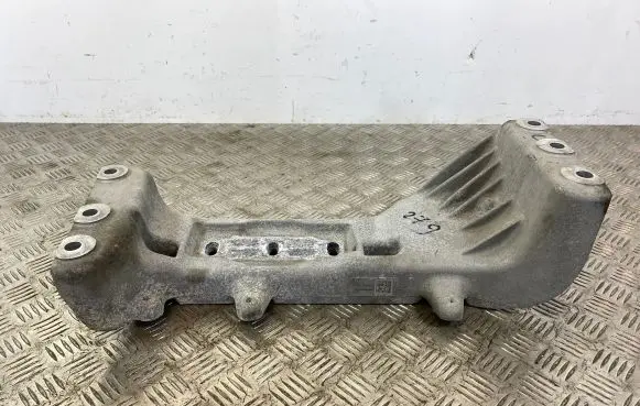 Jeep Grand Cherokee WL Gearbox mounting bracket 68428575AA