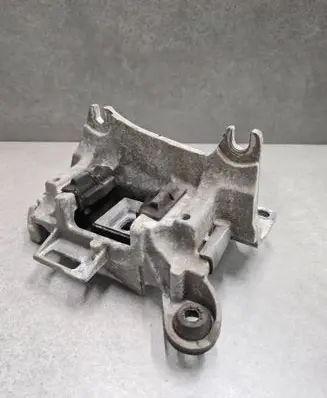 Renault Scenic III - Grand scenic III Gearbox mount 8200013905