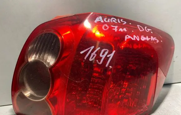 Toyota Auris 150 Rear/tail lights