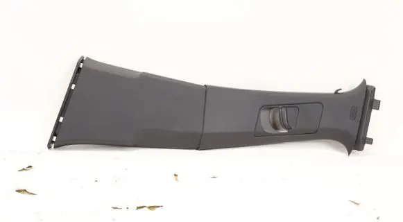 Skoda Octavia Mk4 Other sill/pillar trim element 5E3867243