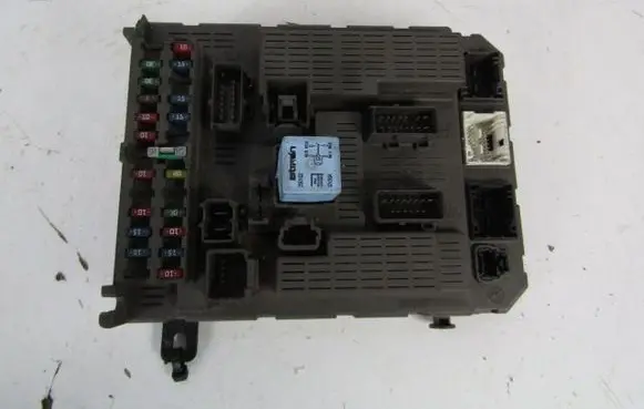 Citroen C5 Central body control module 9649301680