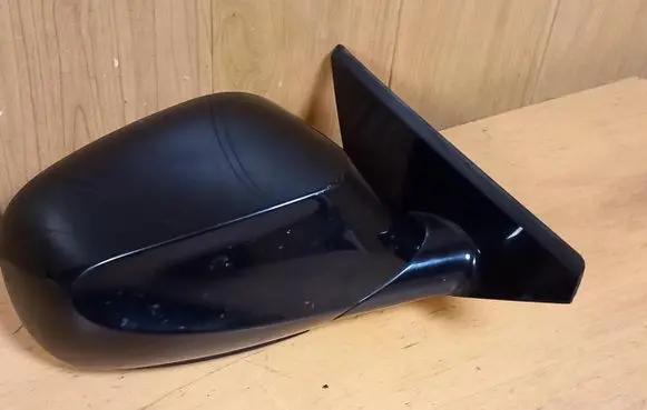 BMW 1 E82 E88 Front door electric wing mirror 