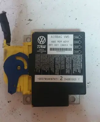 Volkswagen Polo IV 9N3 Airbag control unit/module 6Q0909601F 34081003 391001