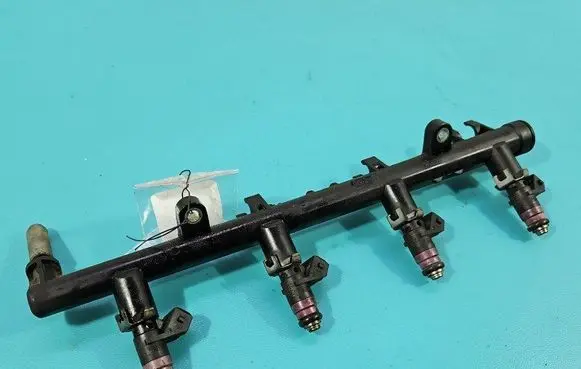 Renault Clio III Fuel injector H132259 IMPRK1496793