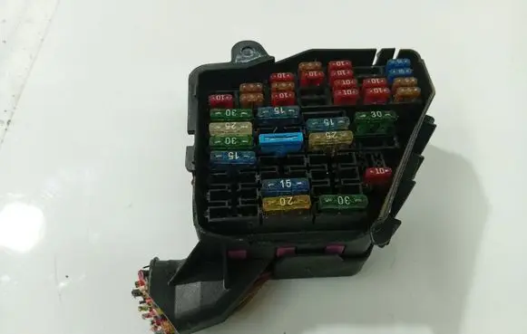 Audi A4 S4 B5 8D Fuse box set 