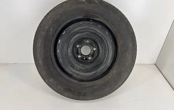 Dodge Durango R18 spare wheel 4755212AC F2677 4755212AA