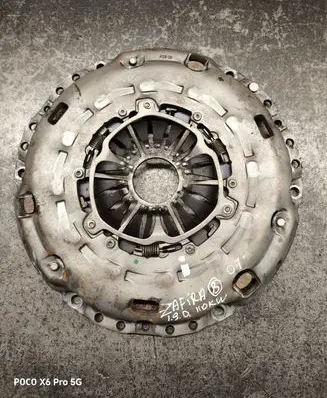 Opel Zafira B Pressure plate 124035110 1G08