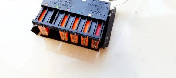 Mercedes-Benz E W211 Fuse box set E0000030 0-1394837-1