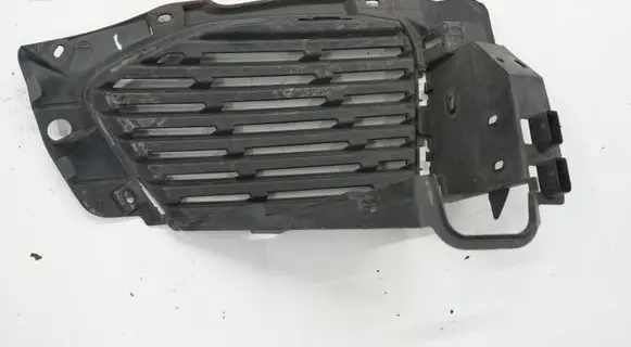 Peugeot 3008 II Front bumper lower grill 9810870377ACR 9810870377