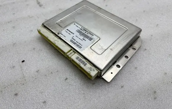Tesla Model S Suspension control unit/module 600641300A 15152801532