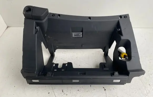 Hyundai i40 Glove box frame 845653Z000 845433Z000
