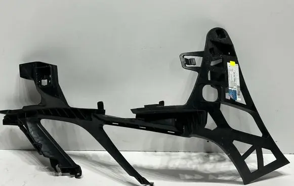 Mercedes-Benz E W212 Front bumper mounting bracket A2128852965
