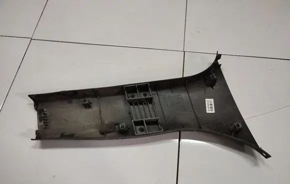 Subaru Forester SH (B) pillar trim (top) 