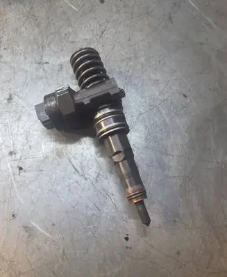 Volkswagen Sharan Fuel injector 0414720025