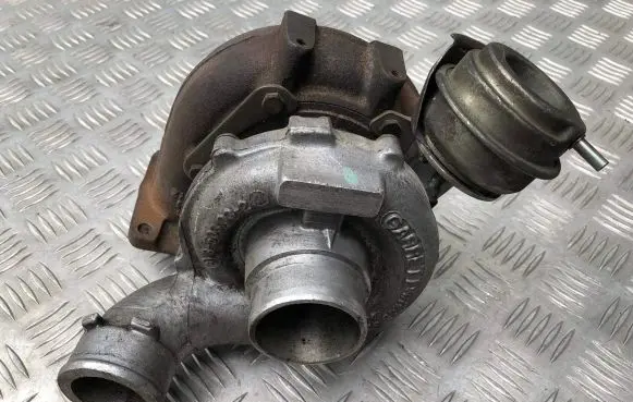 Audi A6 S6 C5 4B Turbo 059145701K GT2052V 4541358