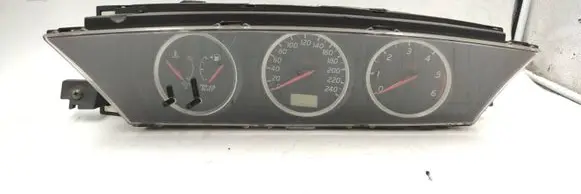 Speedometer (instrument cluster)