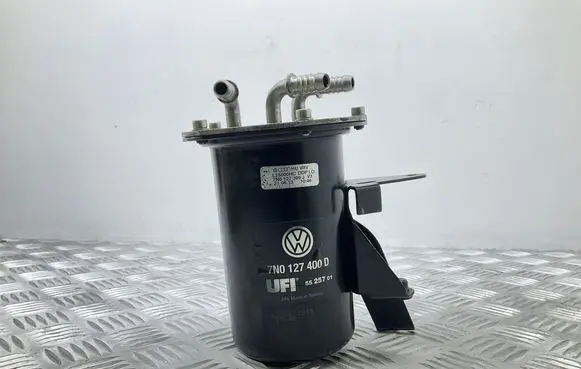 Audi Q3 8U Fuel filter housing 7N0127400D 7N0127399J