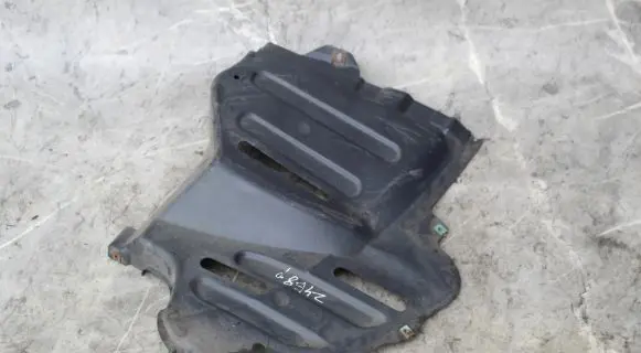 BMW Z4 E89 Engine splash shield/under tray 7192026