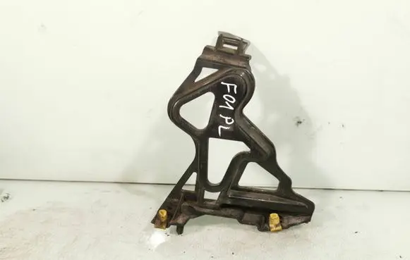 BMW 7 F01 F02 F03 F04 Radiator mount bracket 7046352 7180229