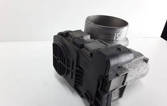 Volkswagen Golf Plus Throttle valve 03C133062A