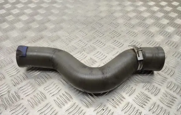 Opel Vivaro Intercooler hose/pipe 8200648187