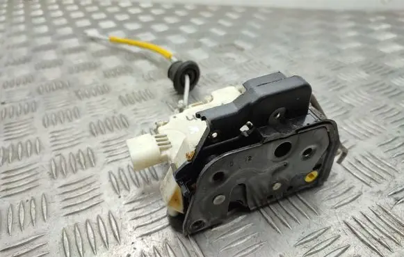 Seat Exeo (3R) Rear door lock 8E0839015AA