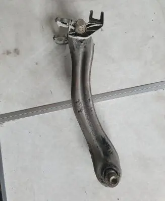 Mercedes-Benz R W251 Rear control arm