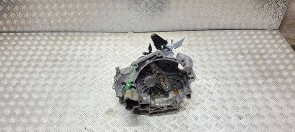 Volkswagen Polo VI Manual 5 speed gearbox S27698491 SJD
