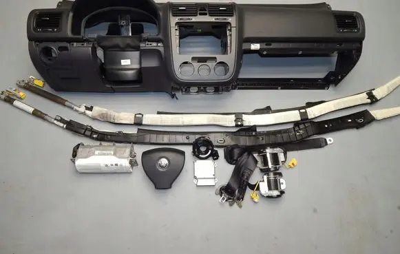 Volkswagen Jetta V Airbag set with panel 