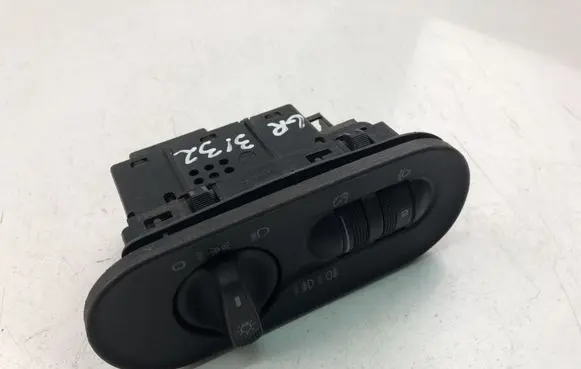 Seat Alhambra (Mk2) Light switch 95VW13K196HBW