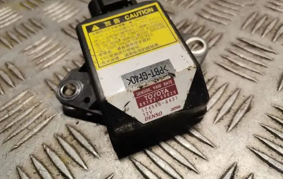 Lexus IS 220D-250-350 Yaw turn rate sensor 8918360020
